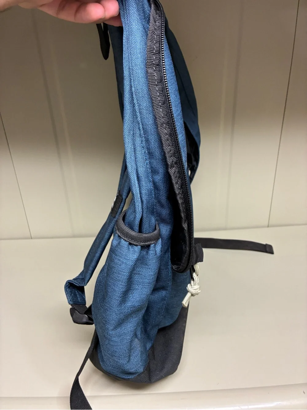 RVCA Blue Skate Backpack Tech School Bookbag White Stripe RVCA Logo